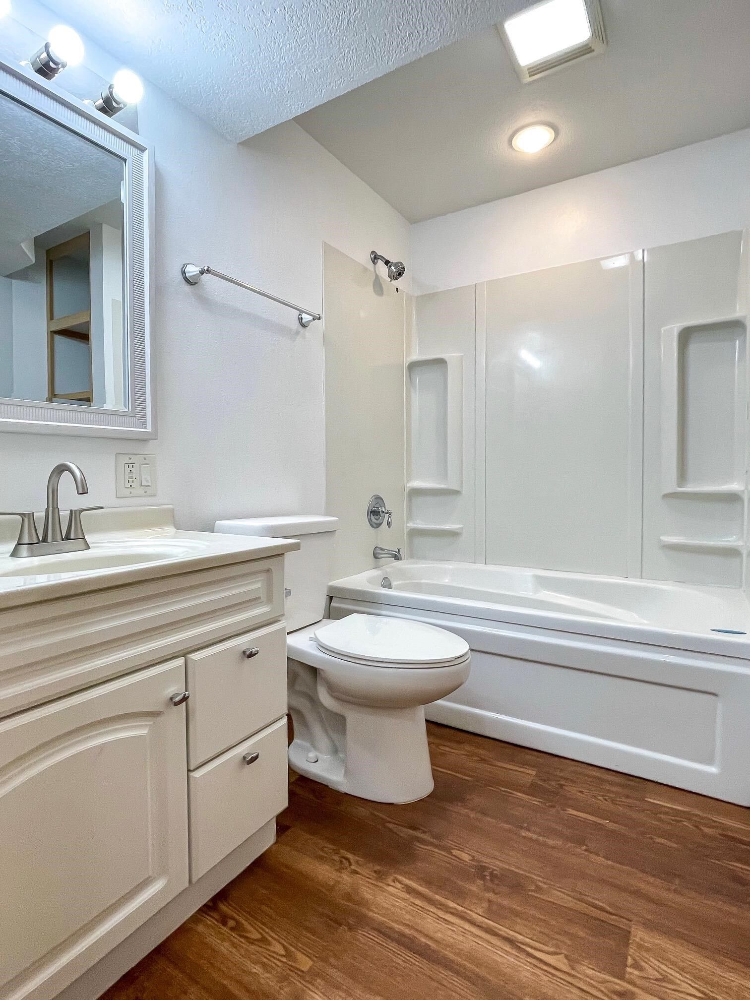 Property Photo:  2056 14th St NW  ND 58703 