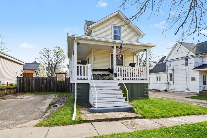 Property Photo:  711 Jones Street  MI 49085 