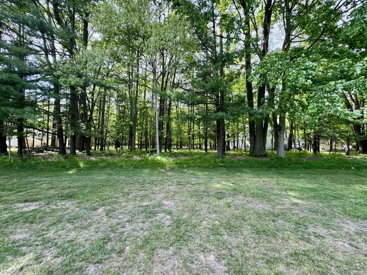 Property Photo:  6798 Beechnut Ridge  MI 49346 