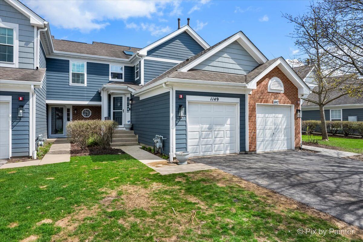 Property Photo:  1149 Harbor Court 1149  IL 60139 
