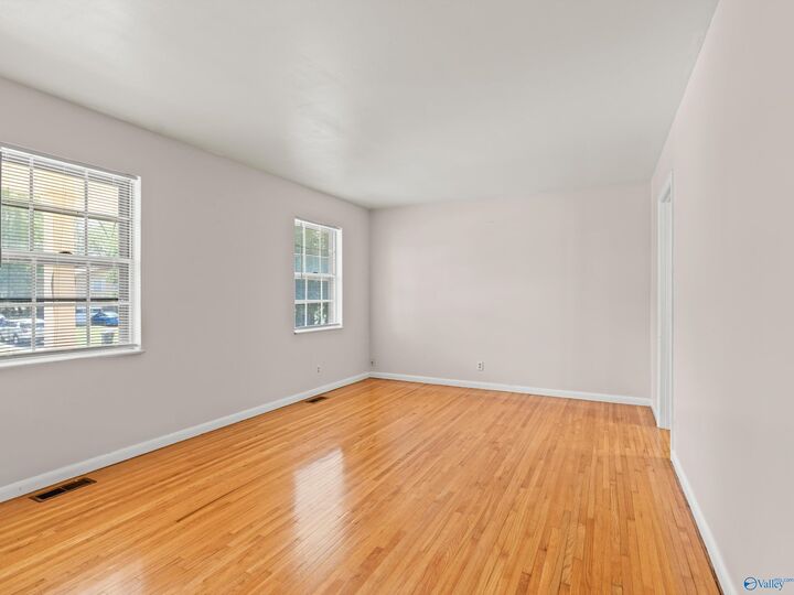 Property Photo: 3706 Pecan Grove Drive NW AL 35810