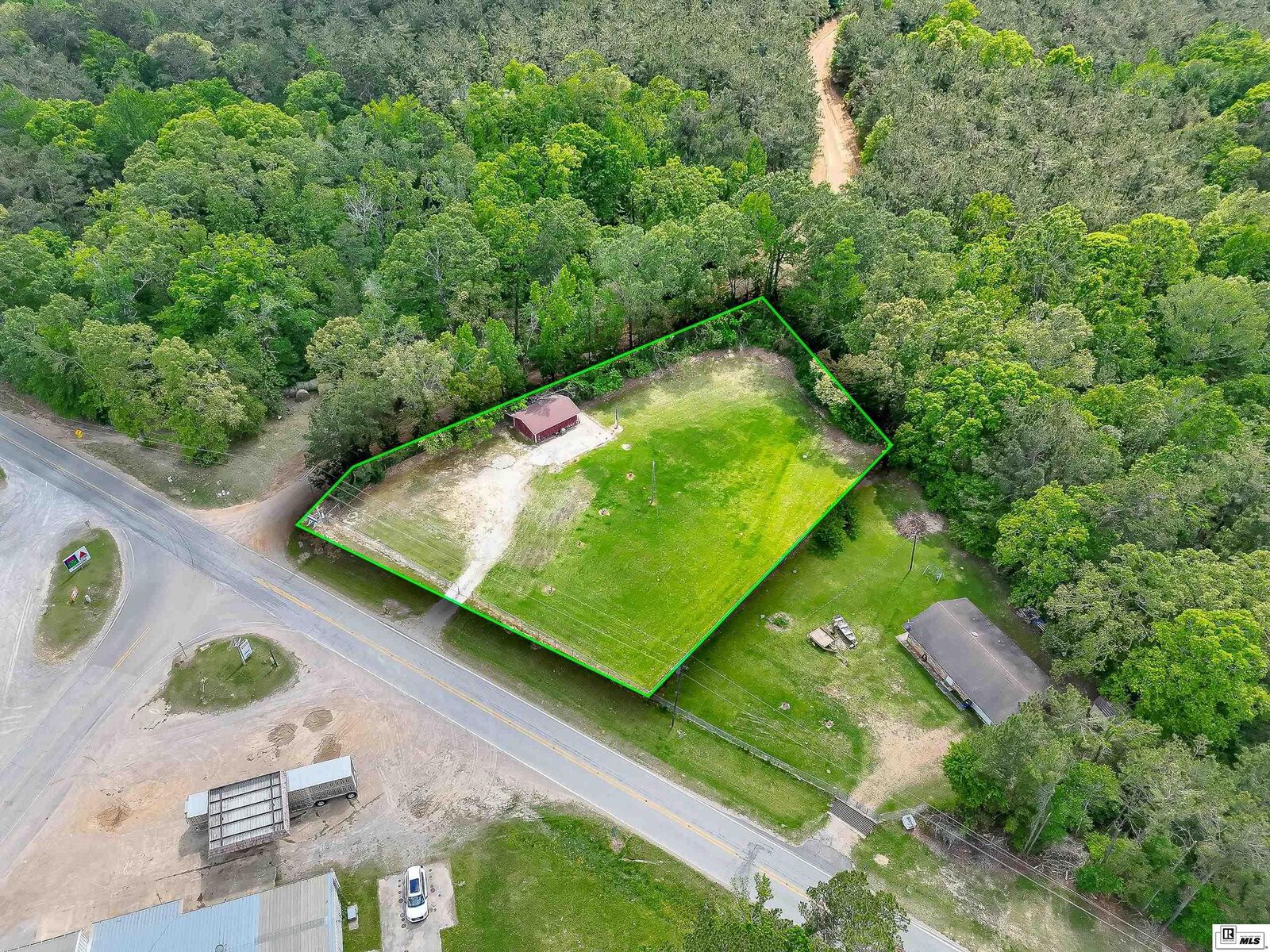 Property Photo: 9295 W Highway 4 LA 71418