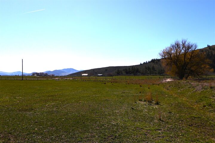 Property Photo:  18 Cluzen Road  MT 59848 