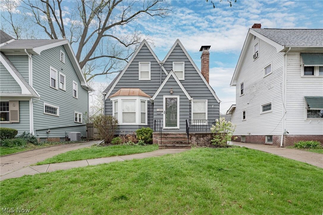 Property Photo:  1294 Giel Avenue  OH 44107 