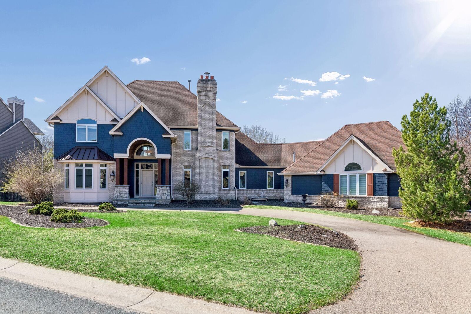 Property Photo:  3820 Hunters Overlook Lane  MN 55123 