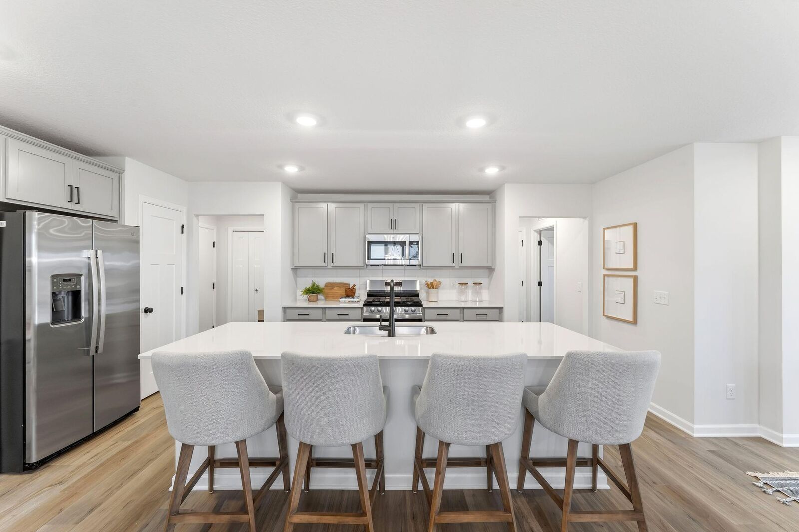 Property Photo:  1040 Adamstown Drive  MN 55068 