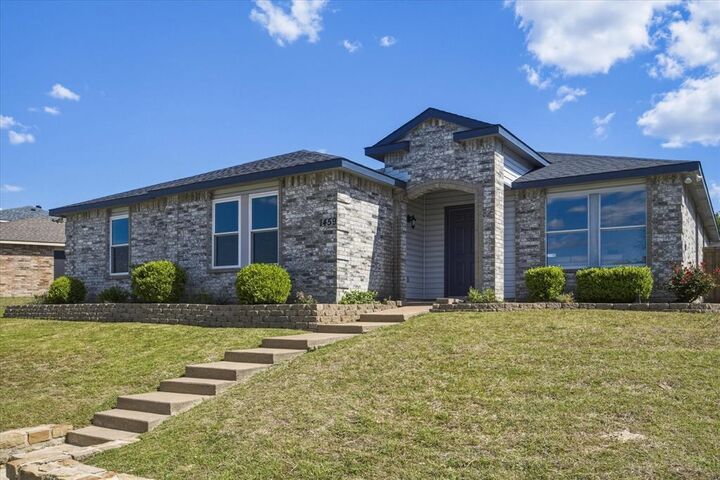Property Photo:  1459 Glenwick Drive  TX 75032 