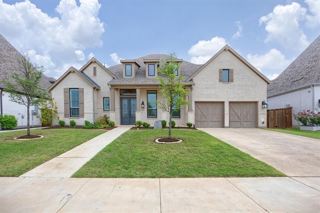 Property Photo:  1303 Limestone Ridge Road  TX 76063 