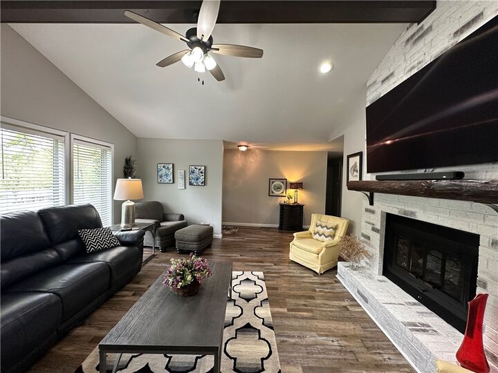 Property Photo:  1817 Fairway Drive  AR 72653 