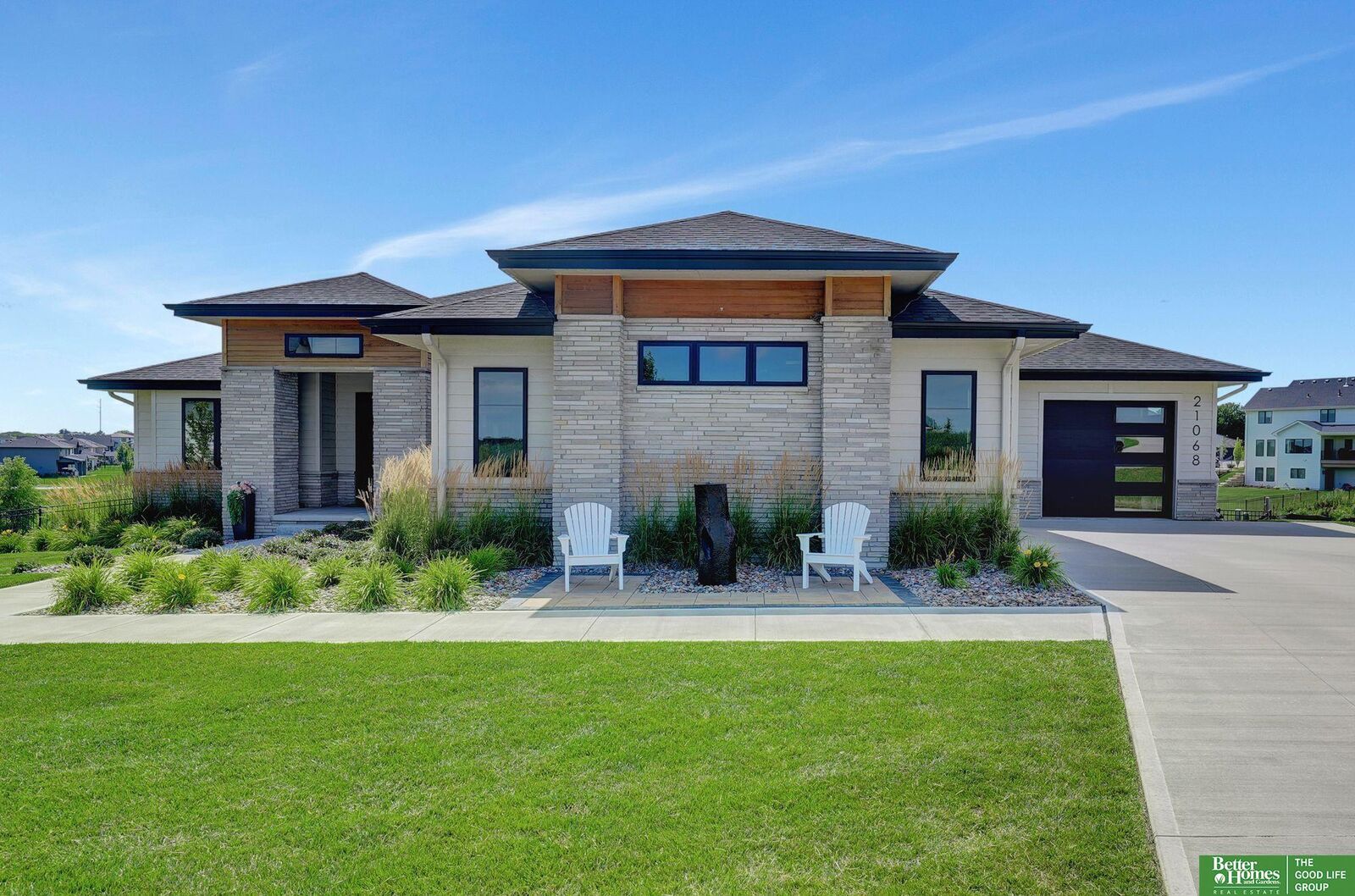 Property Photo:  21068 Valley Circle  NE 68022 