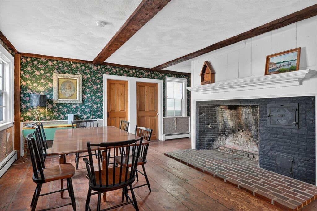 Property Photo: 19 Ash St MA 01752