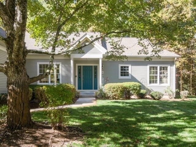 Property Photo:  14 Stonegate Ln 14  MA 01730 