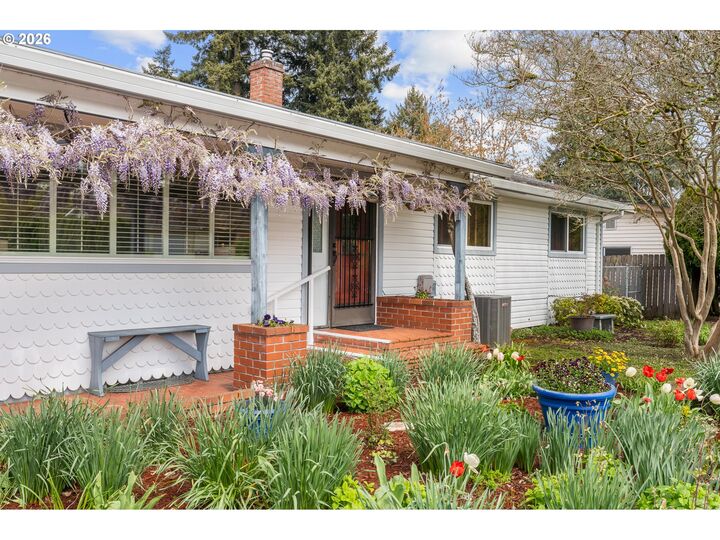 Property Photo:  5510 Idaho St  WA 98661 