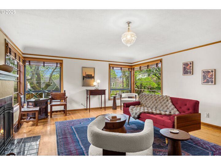 Property Photo:  6544 SE 36th Ave  OR 97202 