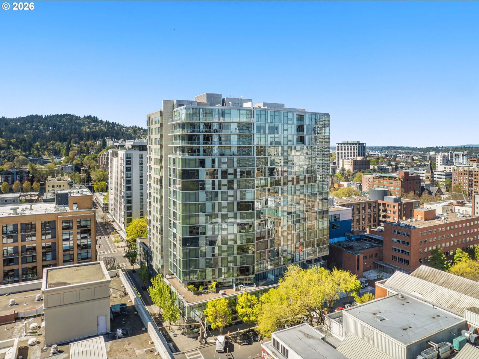 Property Photo:  1221 SW 10th Ave 1706  OR 97205 