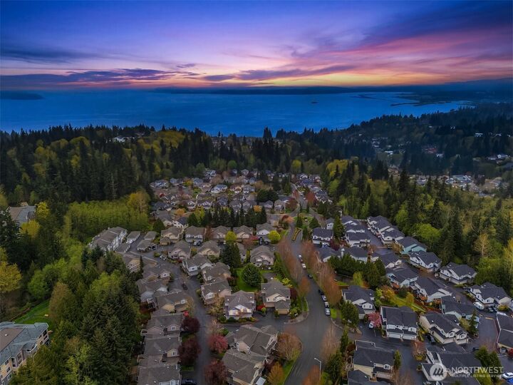 Property Photo:  5735  14th Dr  W B-1  WA 98203 