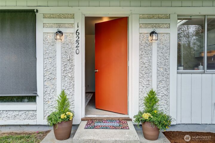 Property Photo:  16220 SE 132nd Street  WA 98059 