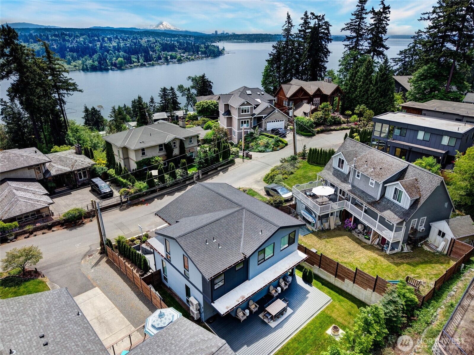 Property Photo:  11855  89th Place NE  WA 98034 