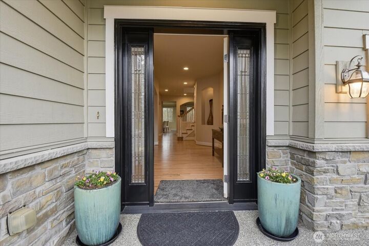 Property Photo: 26050 SE 23rd Place WA 98075