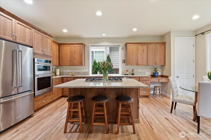 Property Photo:  26050 SE 23rd Place  WA 98075 