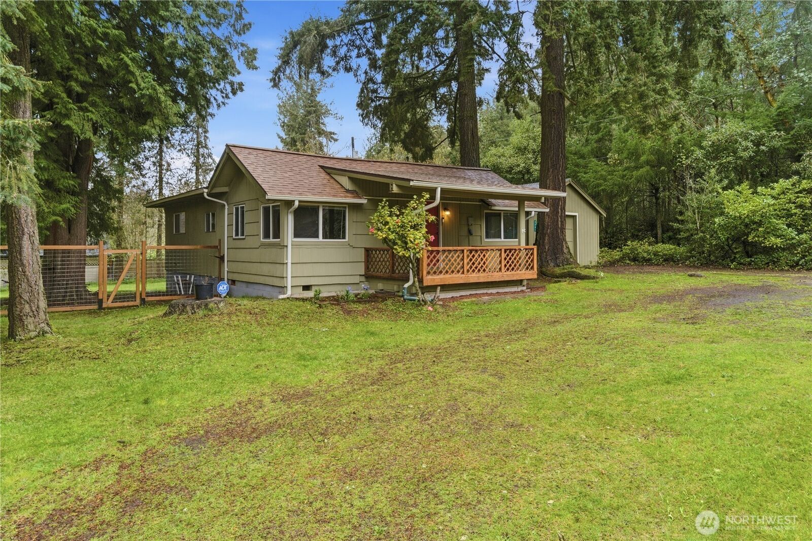 Property Photo:  3661  Trenton Avenue NE  WA 98310 