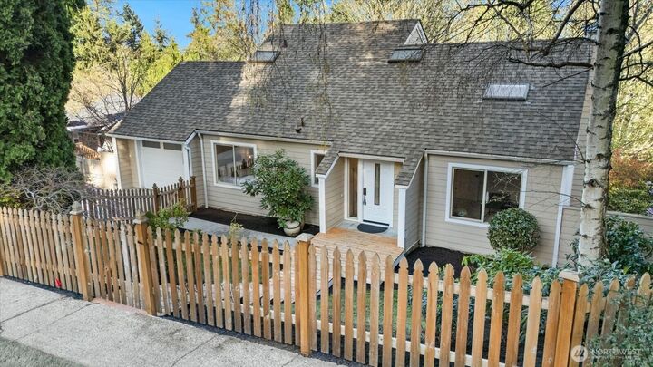 Property Photo:  16018  36th Avenue NE  WA 98155 