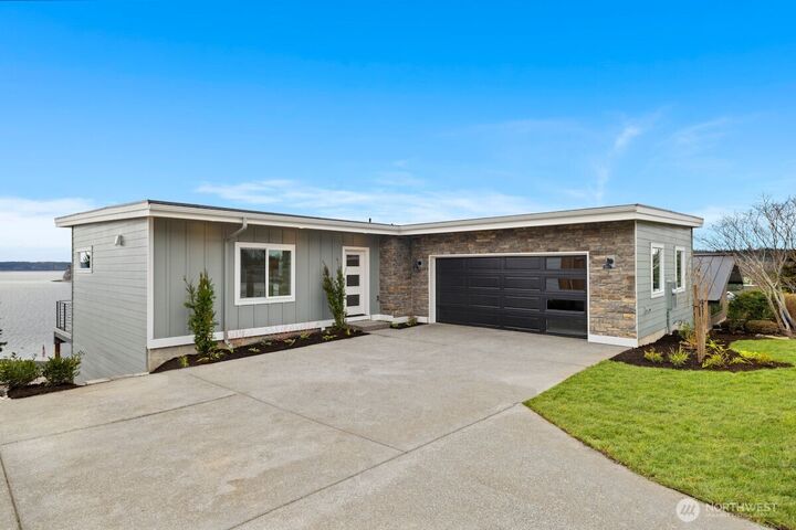 Property Photo:  2216  Cleven Park Road  WA 98282 