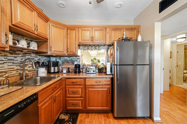 Property Photo:  551 NW 76th Terrace 208  FL 33063 