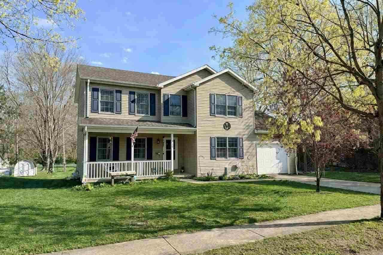 Property Photo:  312 E Plum  IN 47330 