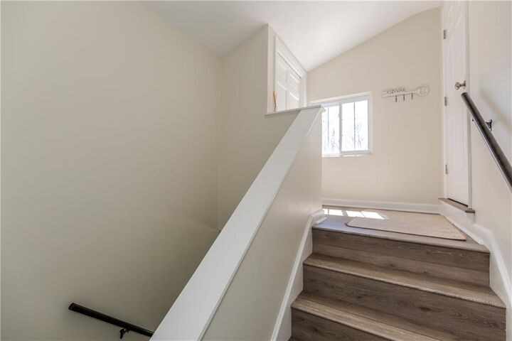 Property Photo:  34 Eagle Run C  RI 02818 