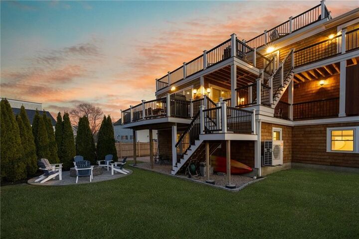 Property Photo:  81 South Pier Road  RI 02882 