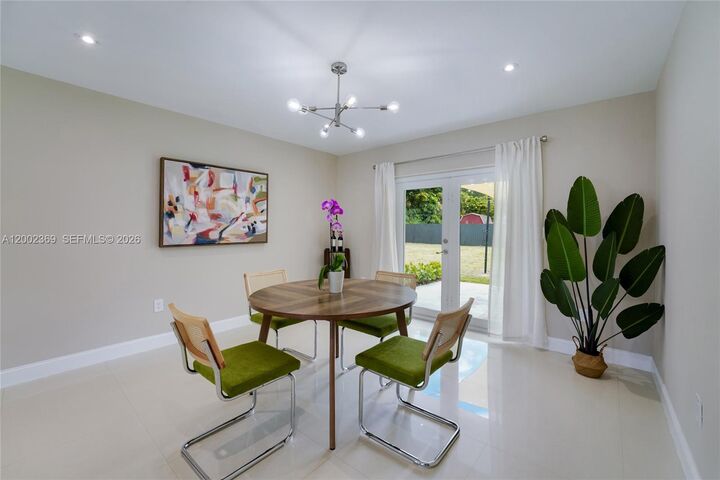 Property Photo:  11705 SW 97th Ct  FL 33176 