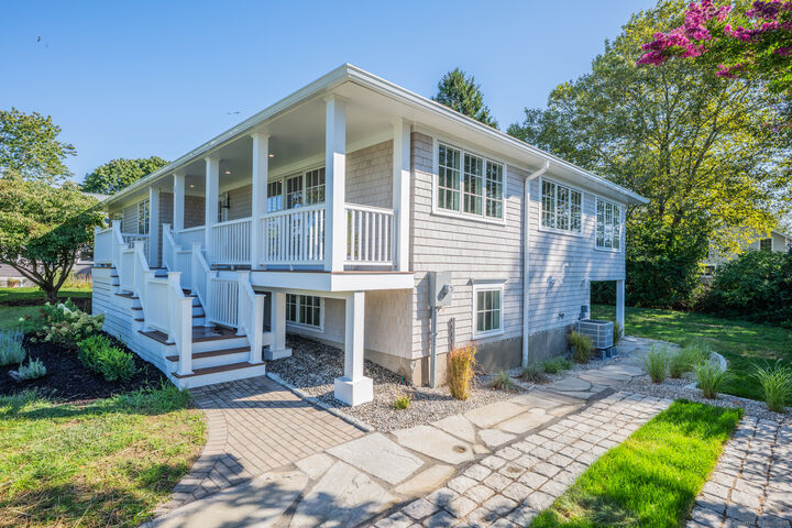 Property Photo:  15 Highland Terrace  CT 06443 