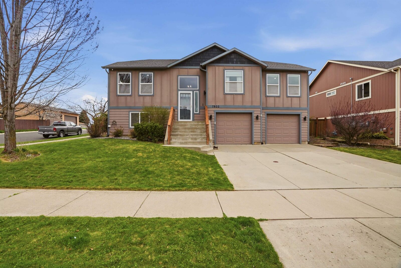 Property Photo:  7822 N Ash Ln  WA 99208 