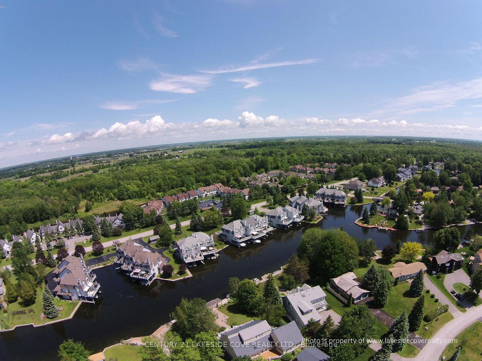 Photo de la propriété:  41 Laguna Parkway 8  ON L0K 1B0 
