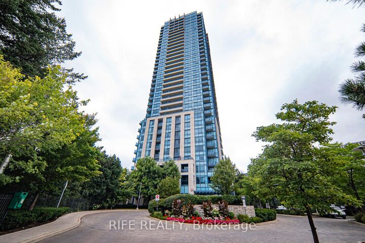Property Photo: 181 Wynford Drive 3301 ON M3C 0C6