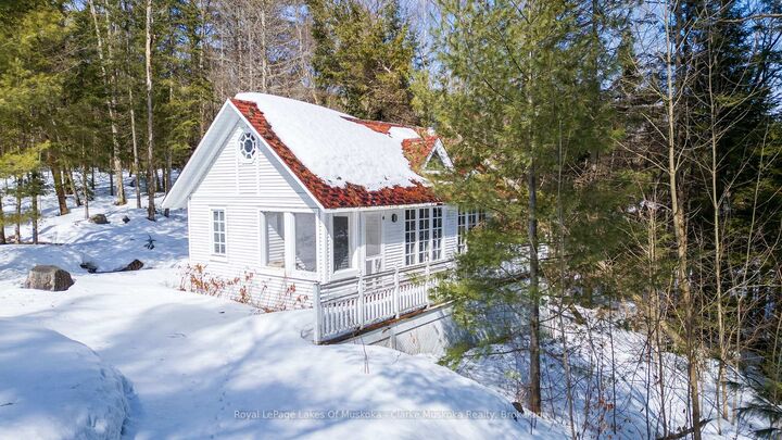 Property Photo: 250 &Amp 252 Clear Lake Road ON P2A 2W8