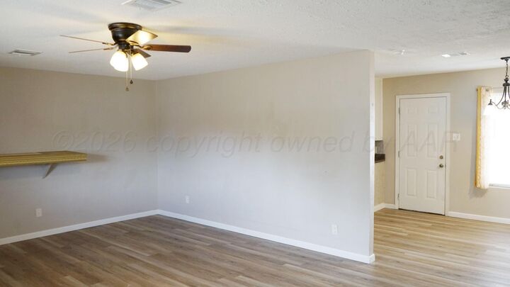 Property Photo:  1009 Sycamore Street  TX 79107-2073 