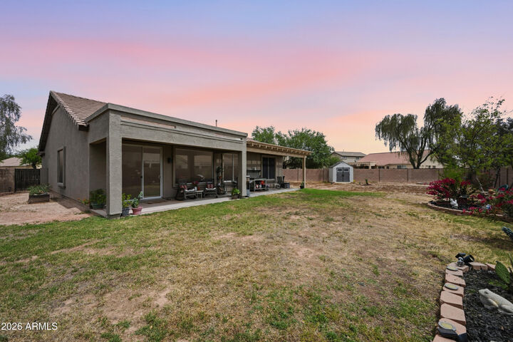 Property Photo:  20877 E Via Del Rancho --  AZ 85142 