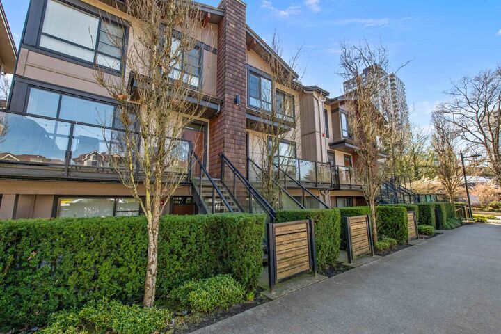 Property Photo:  3728 Thurston Street 1  BC V5H 0E6 