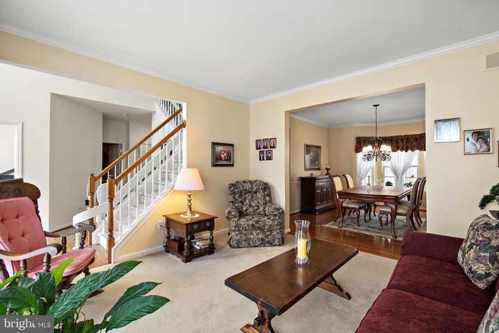 Property Photo:  104 Glencoe Court  DE 19702 