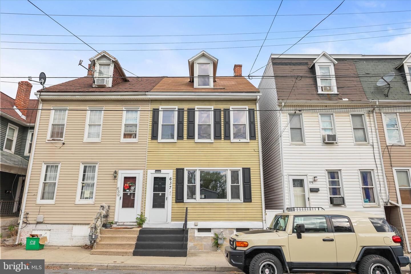 Property Photo:  637 W College Avenue  PA 17401 