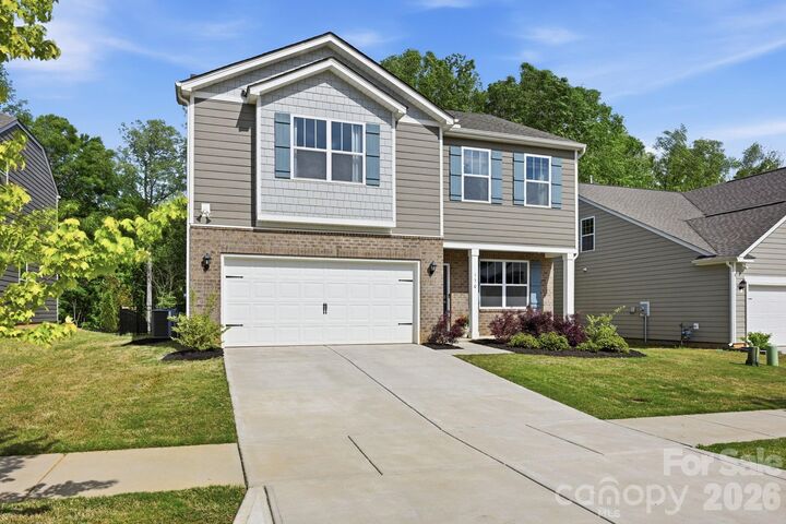 Property Photo:  150 Scotsway Court  NC 28166 