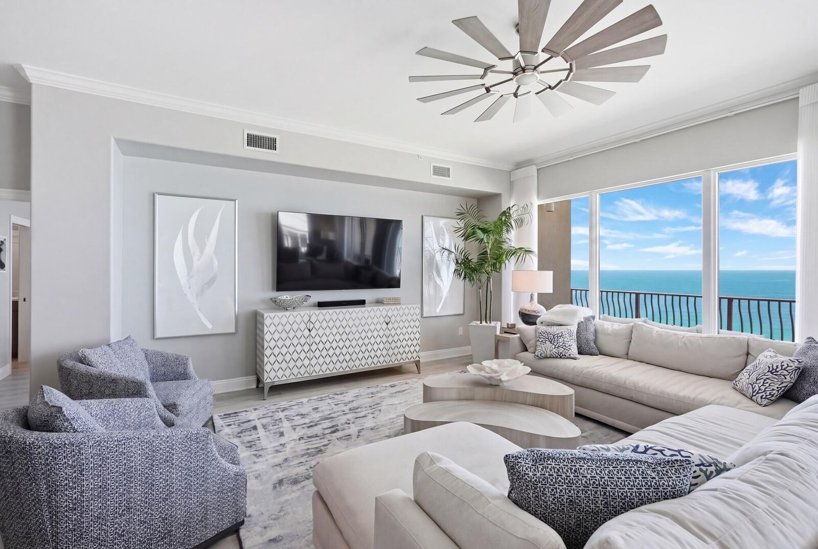 Property Photo:  7115 Thomas Drive Unit 1801  FL 32408 