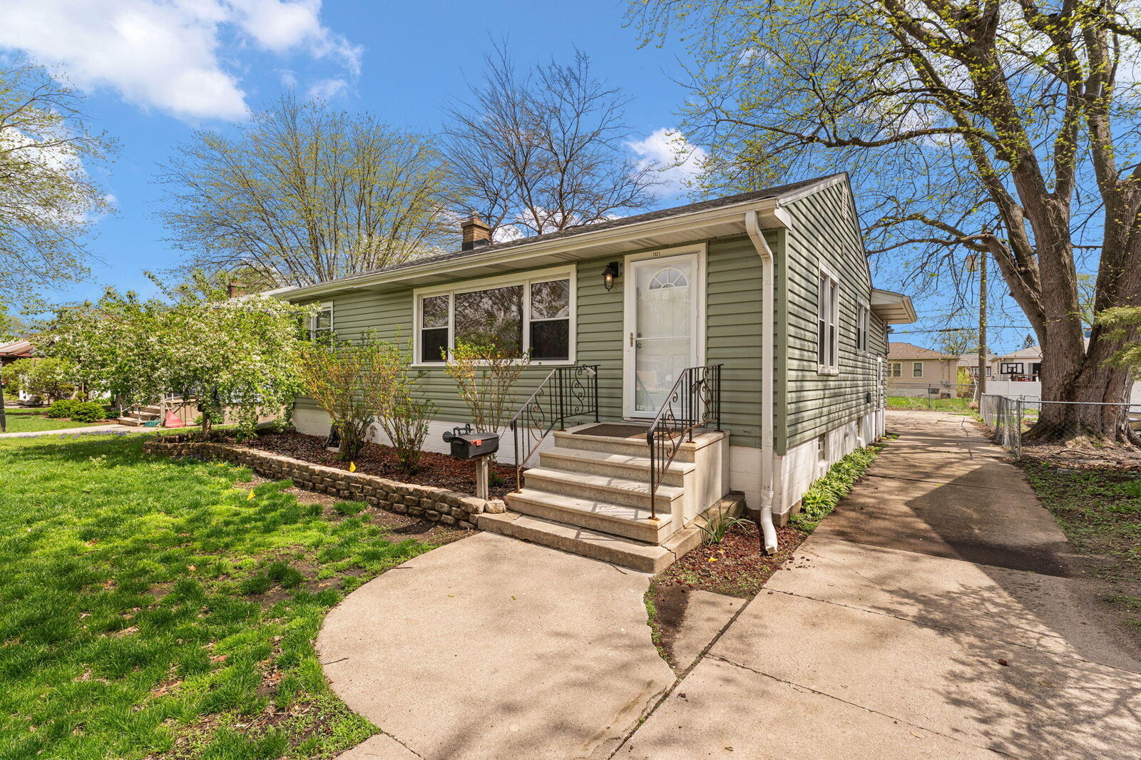 Property Photo:  7021 Osborn Avenue  IN 46323 