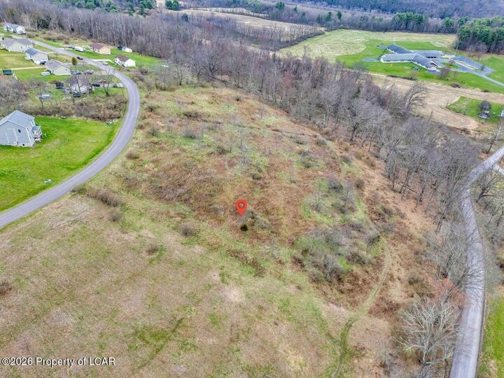 Property Photo:  19 Walnut Ridge Drive  PA 18629 