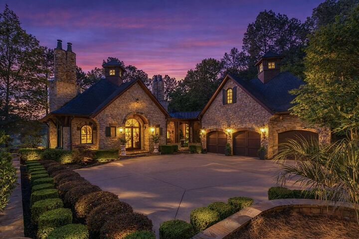 Property Photo:  1090 Spring Creek  GA 30642 