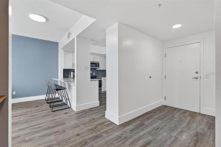 Property Photo:  322 E Central Boulevard 1205  FL 32801 