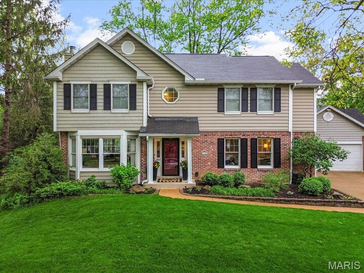 Property Photo:  403 Woodview Manor Lane  MO 63122 