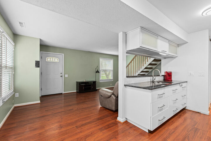 Property Photo:  2806 Willow Ct Drive  MI 48360 